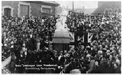 Unveiling the memorial